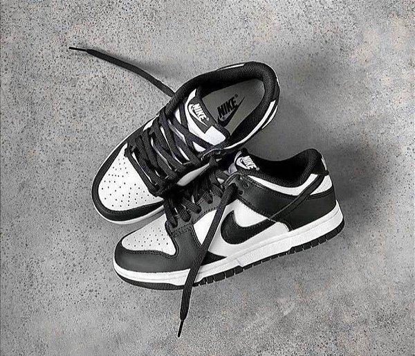 Nike Dunk preto e branco