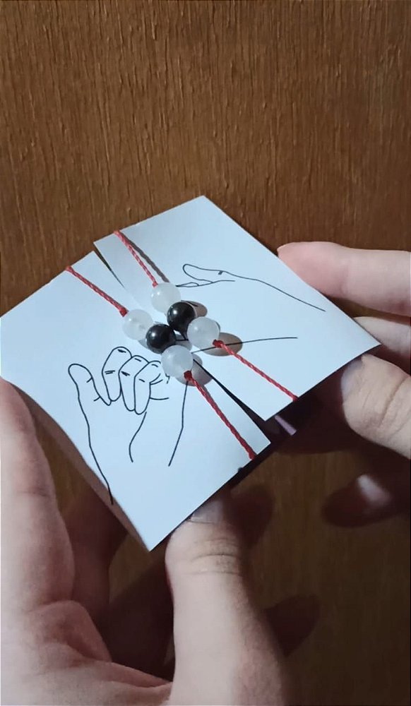 Duo de Pulseiras Magnéticas Brilha no Escuro