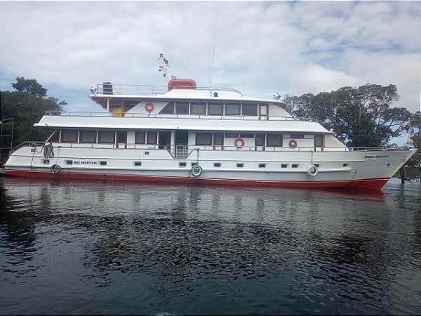 Barco Amazon Adventure (35 pessoas)