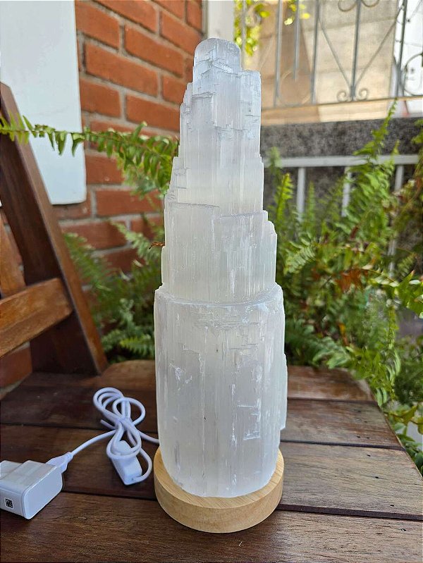Luminária de Torre de Selenita - 30 cm