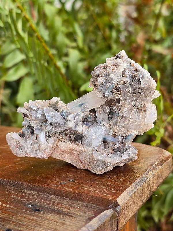 Aglomerado de Quartzo Fumado com Opalado e Lodolita - Cod. PCO 28