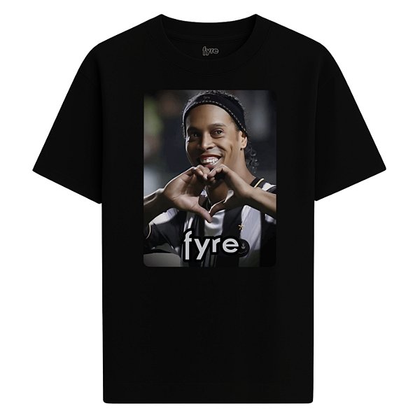 Camiseta Ronaldyn - Oversized Preta