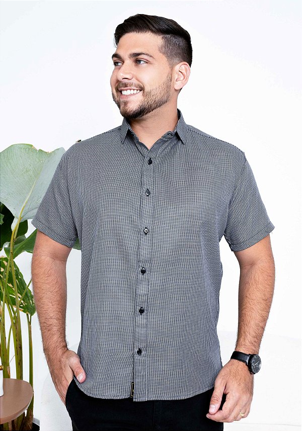 CAMISA SLIM  - ESTAMPADA - MANGA CURTA - COR PRETO