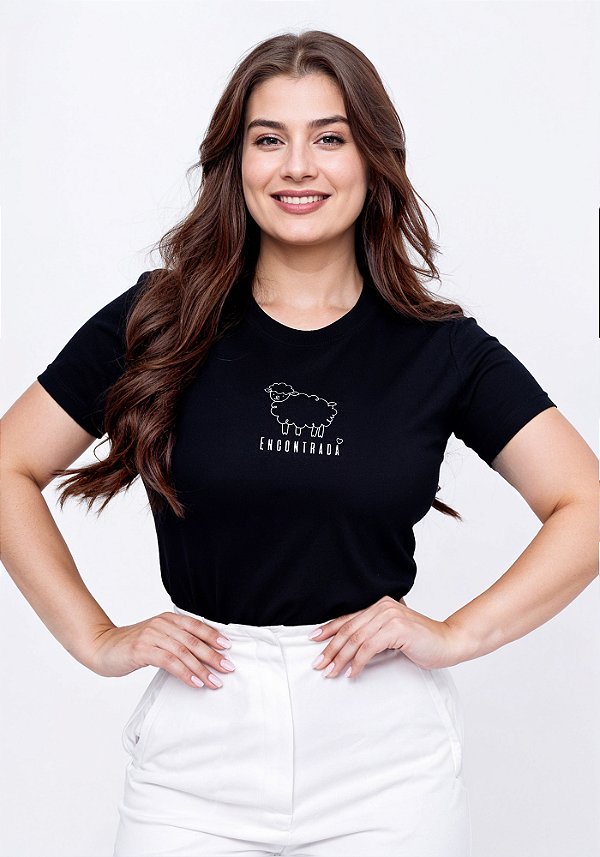 T-SHIRT FEMININA - ENCONTRADA - COR PRETO
