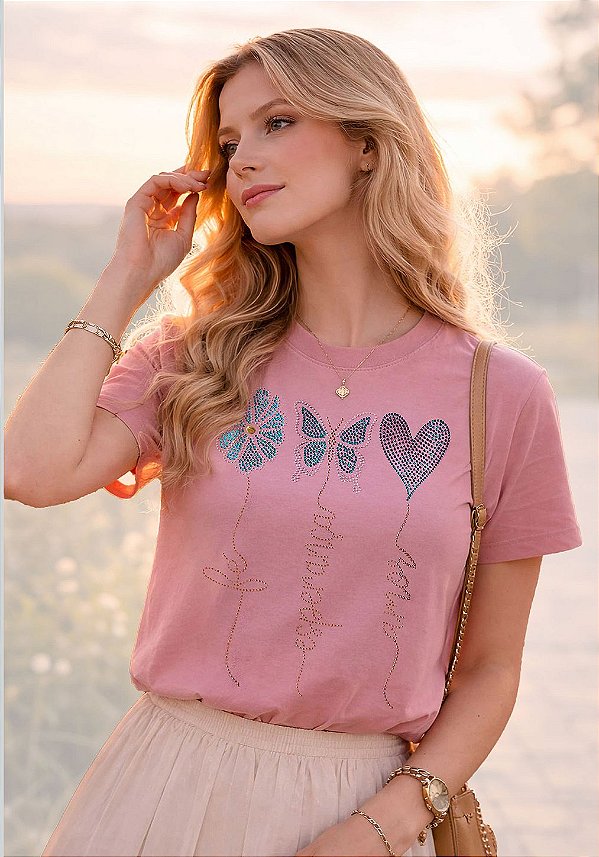 T-SHIRT FEMININA - FÉ, ESPERANÇA, AMOR - STRASS - COR ROSA CLARO