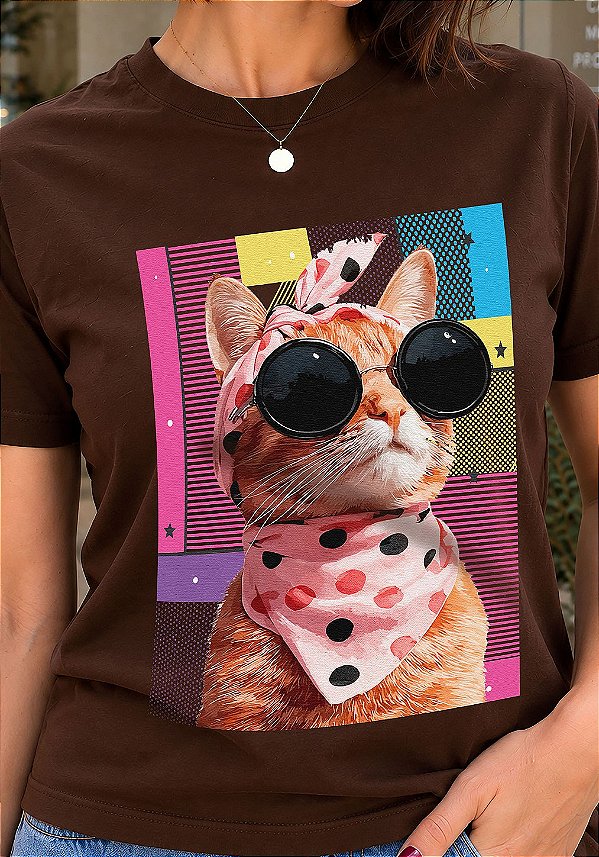 T-SHIRT FEMININA - GATO CHIC - COR MARROM