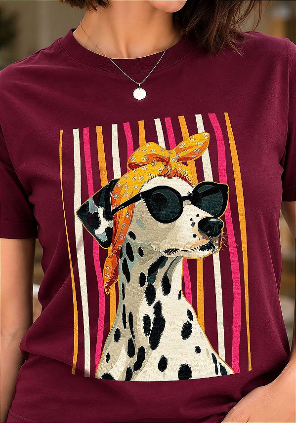 T-SHIRT FEMININA - DÁLMATA - COR BORDÔ