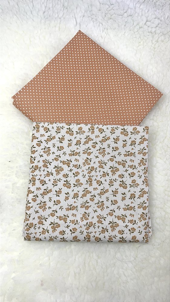 Kit Tecido Combinado / Flores miudas fundo beje e poá salmão