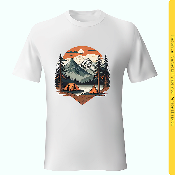 Camiseta Branca - Montanhas e Acampamento