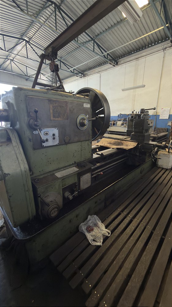 Torno Mecânico 3000mm x 1000mm - MCD Imor