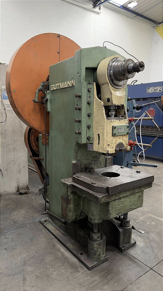 Prensa Excêntrica 60T GUTMANN
