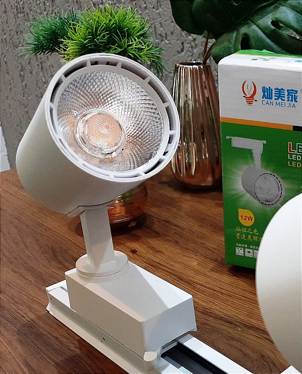 LUMINÁRIA DE LED PARA TRILHO – 12W – CORPO BRANCO – LUZ BRANCO QUENTE 3000K (1UN, NÃO É KIT)