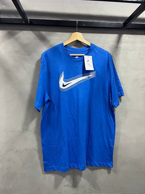CAMISETA NIKE SWOOSH(3D)