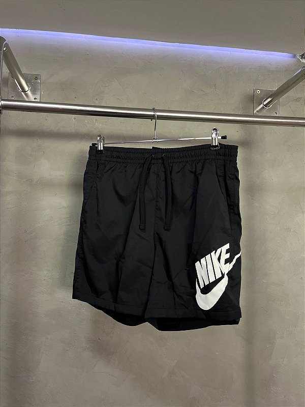 SHORT NIKE PRAIA (PRETO)