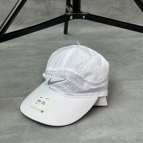Boné Nike Talwind - Branco