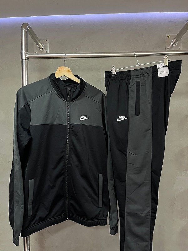 CONJUNTO NIKE TRACKSUIT(PRETO/CHUMBO)