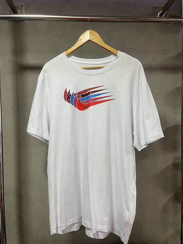 CAMISETA NIKE SWOOSH