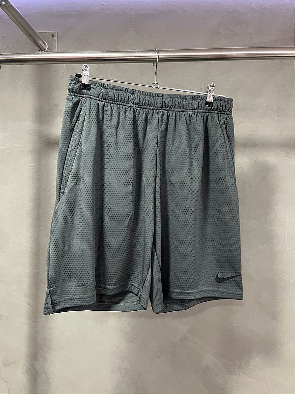 BERMUDA NIKE DRI-FIT ( CINZA)