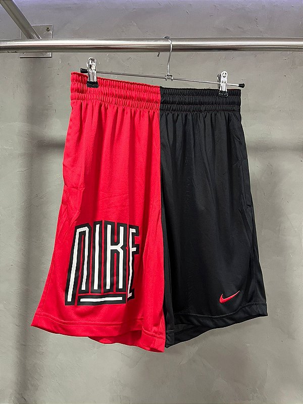 BERMUDA NIKE DRI-FIT ( PRETO/VERMELHO)