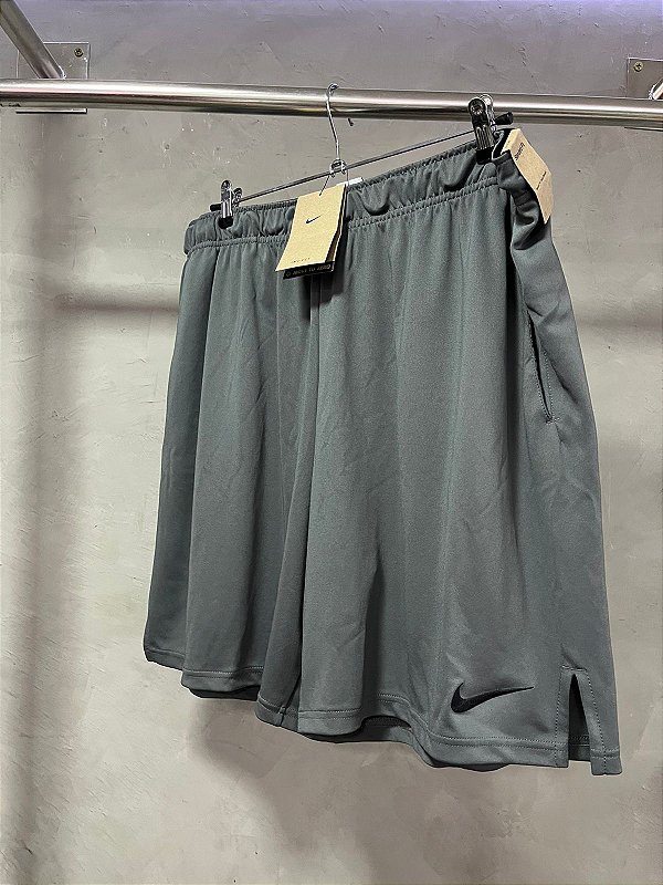 BERMUDA NIKE DRI-FIT ( CHUMBO)