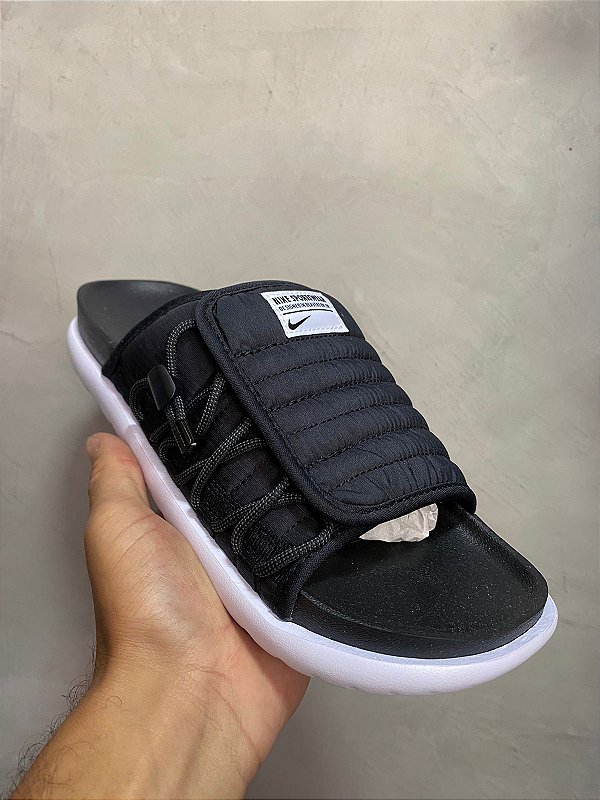 CHINELO NIKE ASUNA PRETO/BRANCO