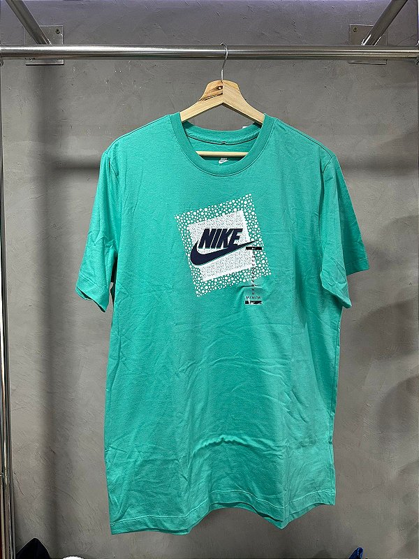 CAMISETA NIKE PRINT (ESMERALDA)