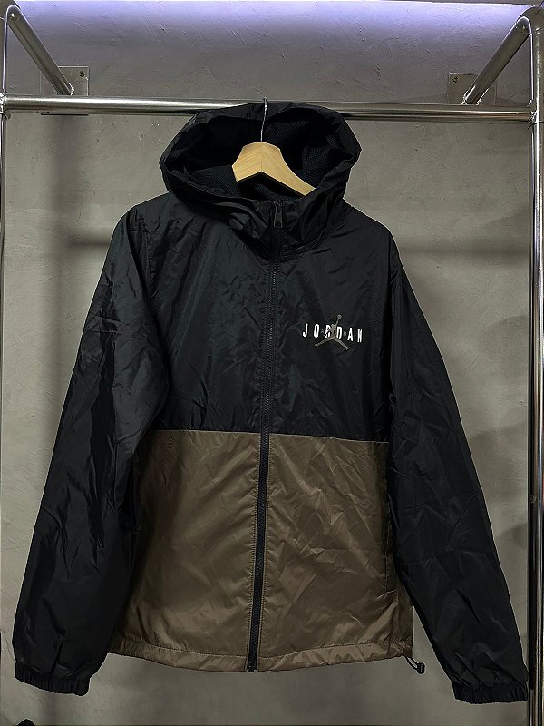 JAQUETA JORDAN ESSENTIAL