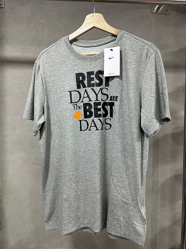 Camiseta Nike Dri-FIT Masculina CINZA