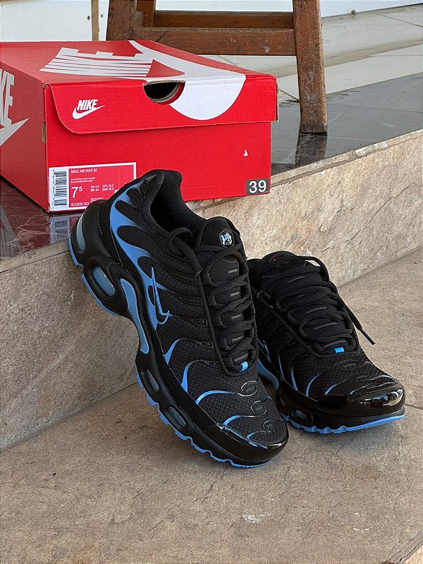 NIKE AIR MAX PLUS PRETO/AZUL