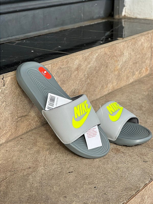 CHINELO ONE SLIDE CINZA/VERDE LIMÃO