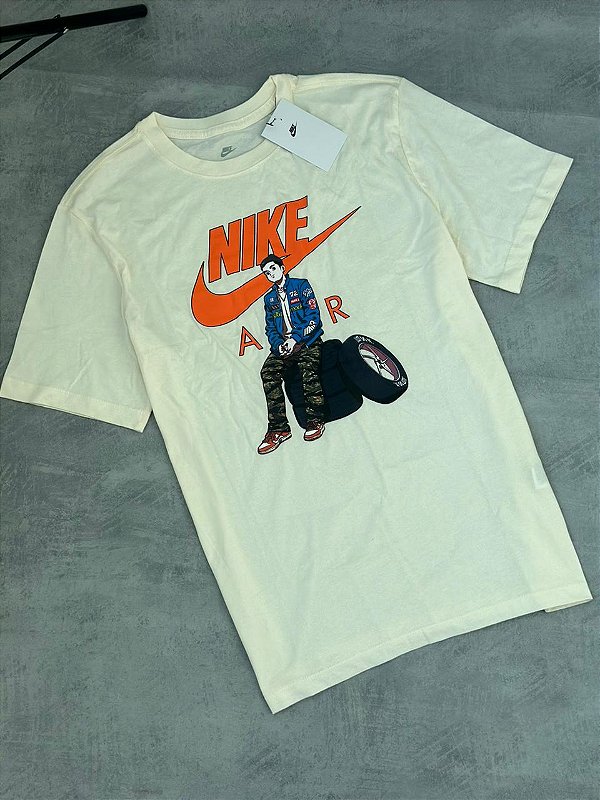 Camiseta Nike Air Sportwear - bege