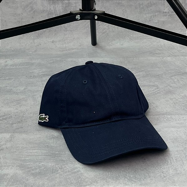 BONÉ LACOSTE GABARDINE AZUL MARINHO