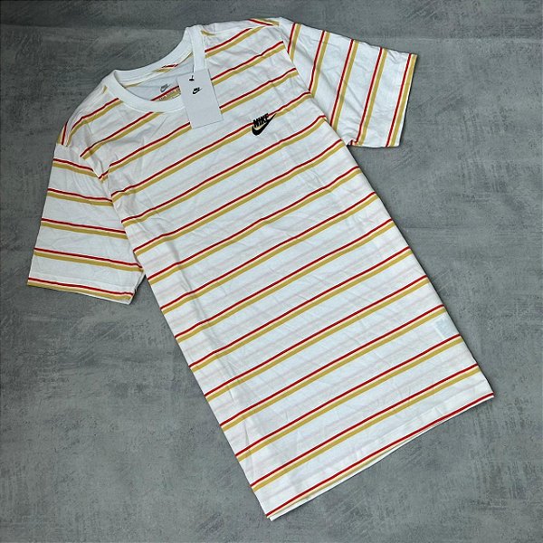 CAMISETA NIKE CLUB (LISTRADA)