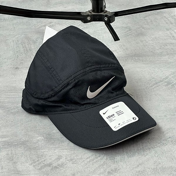 Boné Nike Talwind - Preto