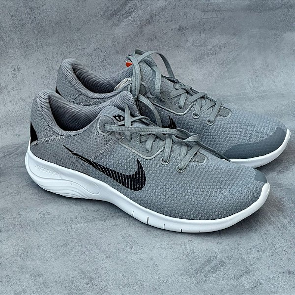 Nike Flex Experience Run 11