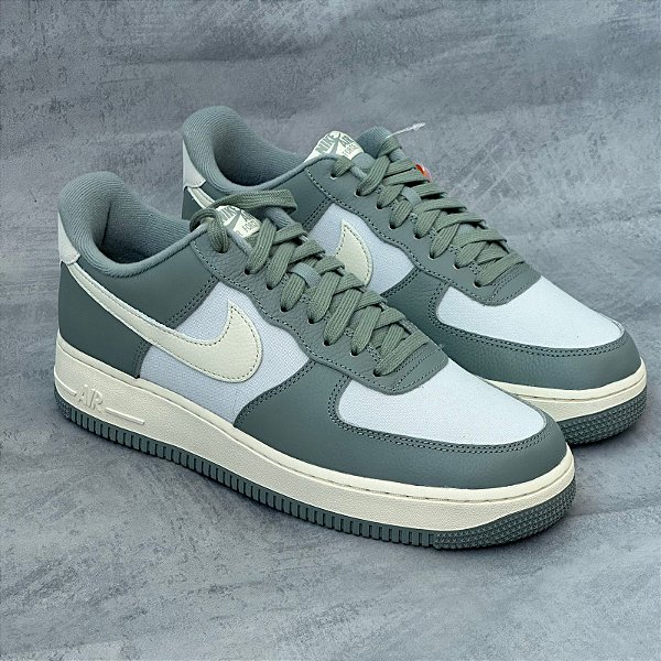 TÊNIS AIR FORCE 1 07 LX
