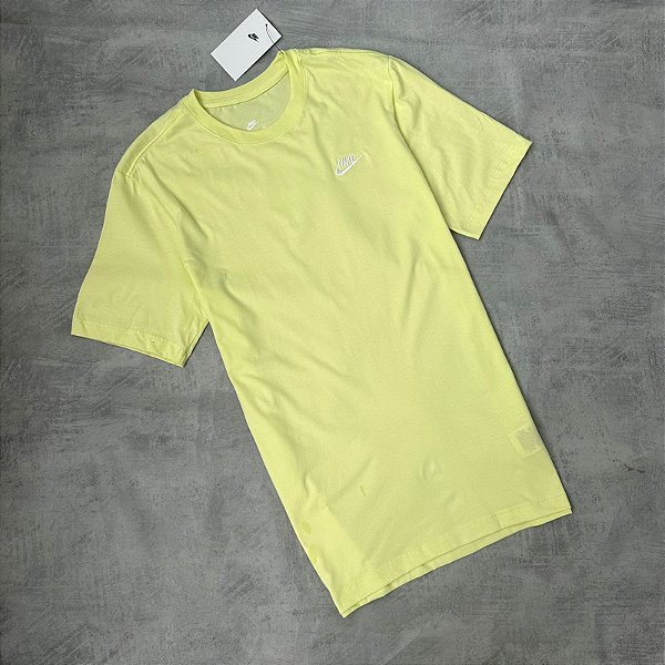 CAMISETA NIKE SPORTWEAR - AR4997-331