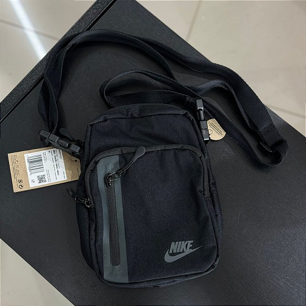 Shoulder Bag Nike Tech All Black - DN2570-010
