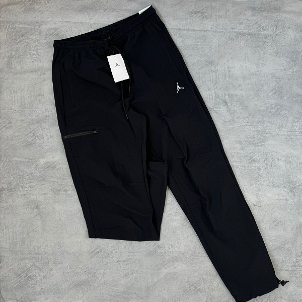 Calça Jordan Essentials - DQ7509-010