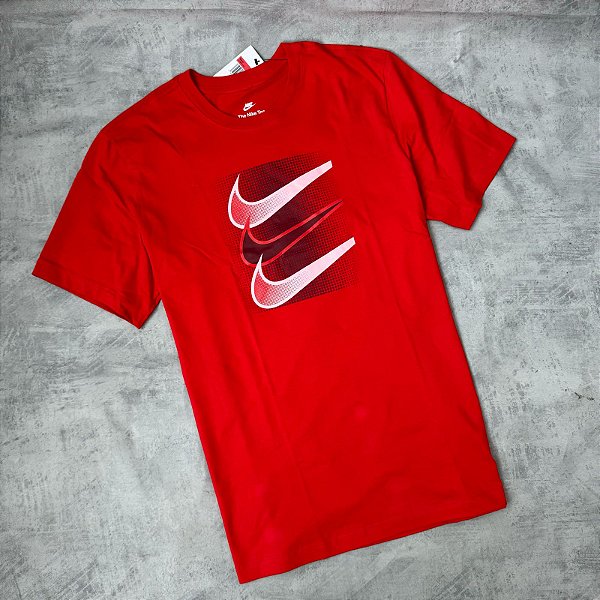 Camiseta nike Triple Swoosh - Vermelha