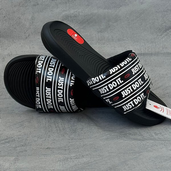Chinelo Nike Victori One Just do it - Preto