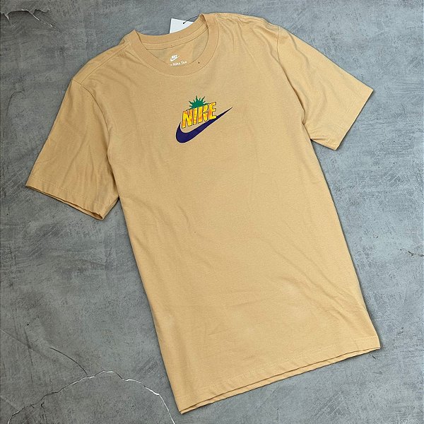 Camiseta Nike Sportwear Spring Break - Bege