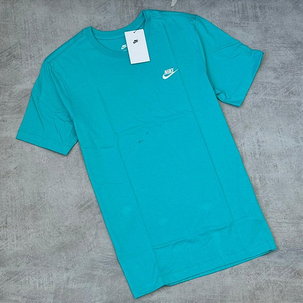 CAMISETA NIKE SPORTWEAR ESMERALDA