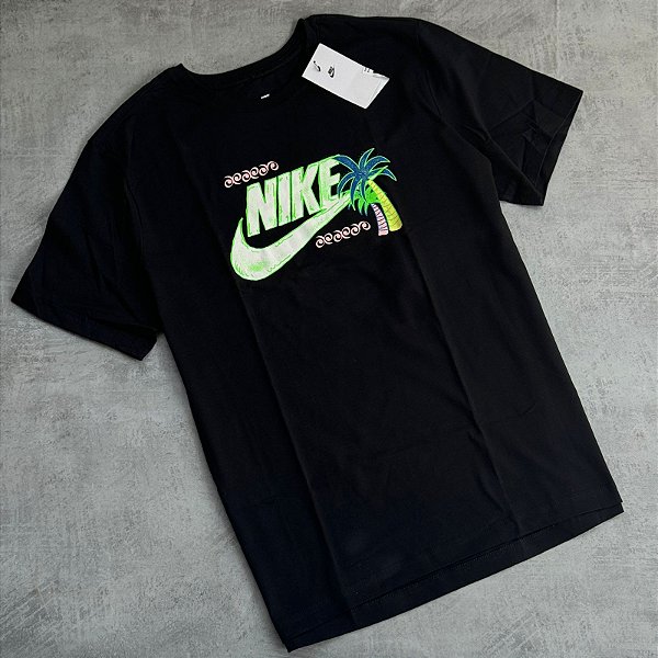 Camiseta Nike Beach Party FV8168 Preta
