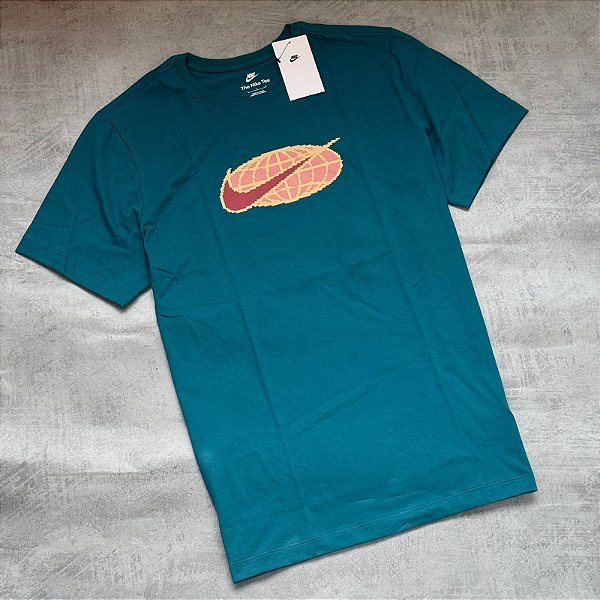 Camiseta Nike Tee 3D World Game Verde Ciano