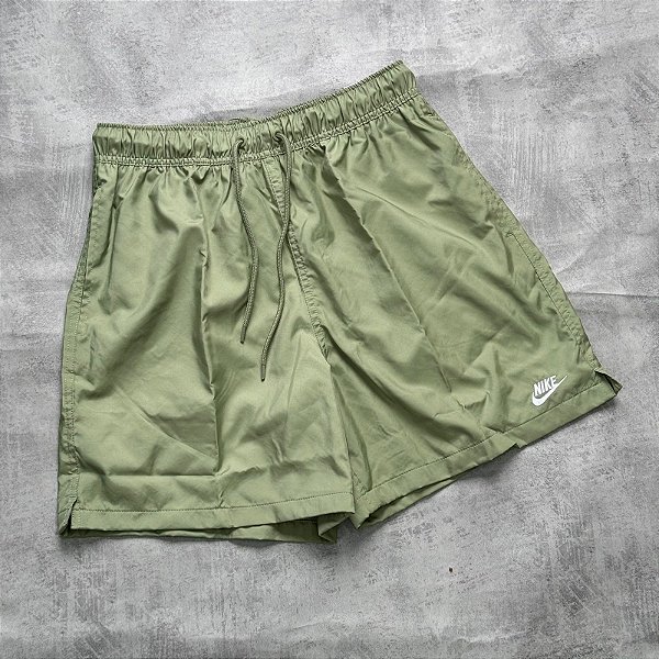 Shorts Nike Club Flow Masculino - Verde Oliva