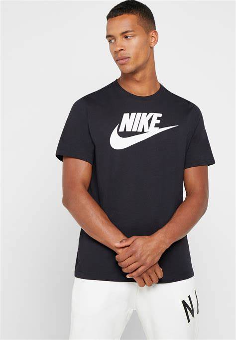 Camiseta Nike Sportwear Icon preto - AR5004-010