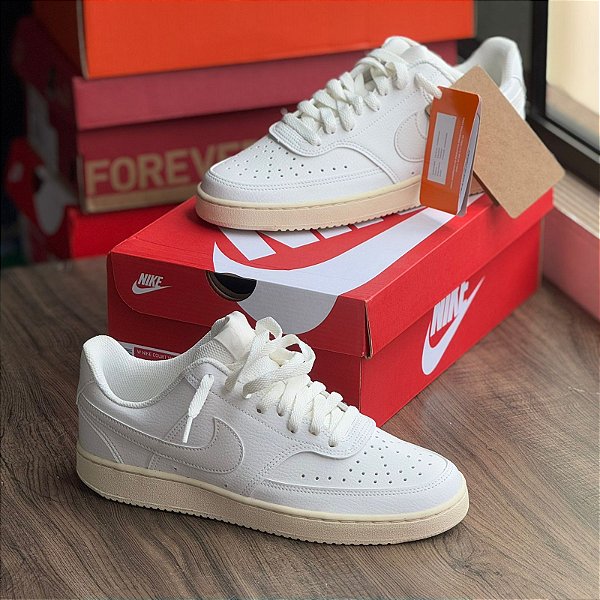 Tenis Nike Court Vision- Branco+off white