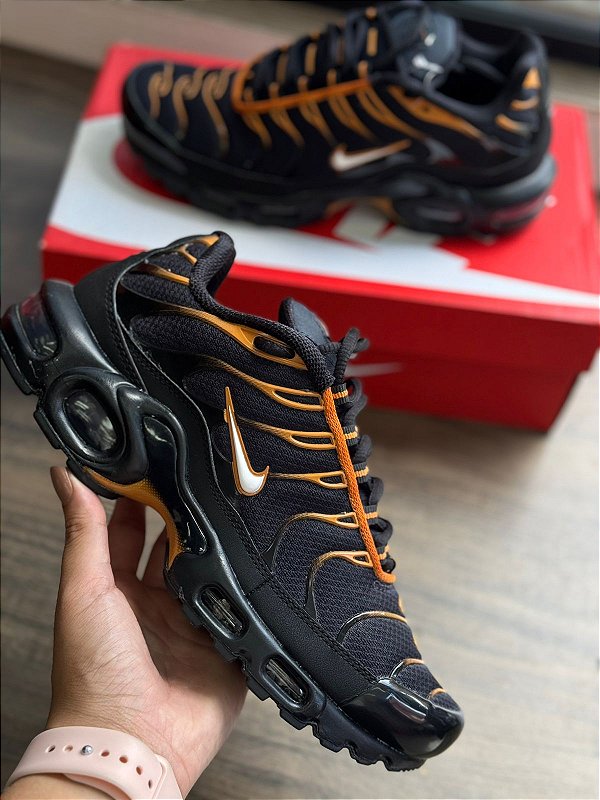 Nike Air Max Plus Dark