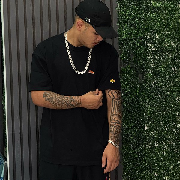 Camiseta Nike Air max Pimento- Preto